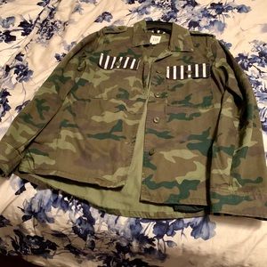 Lightweight camouflage jacket